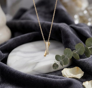Niluk Gold-Plated Bar Pendant Necklace