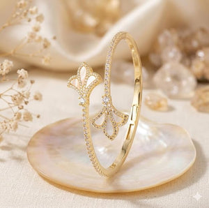 Niluk Gold-Plated White Enamel Kada