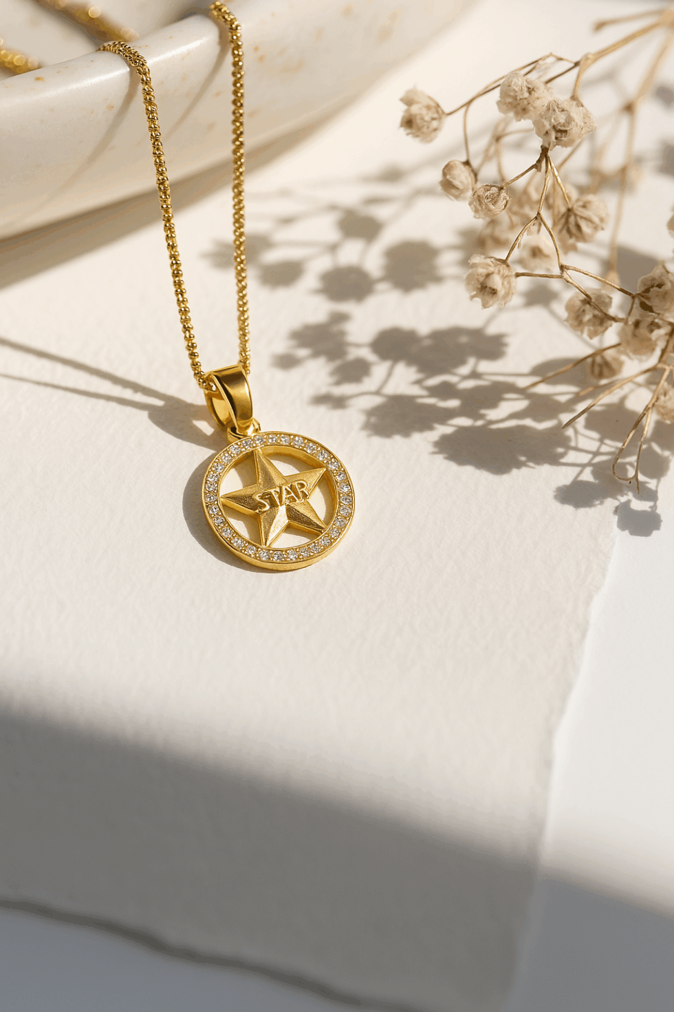 Niluk white rhodium star pendant necklace