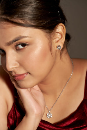 Niluk Elegant Pearl & Crystal Flower Pendant Necklace with Matching Earrings