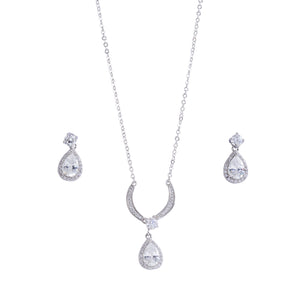 Niluk Gold-Plated Teardrop Crystal Pendant Necklace with Matching Earrings